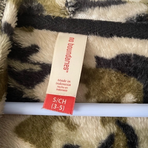 No Boundaries Women Zip Up Hoodie Size S (3-5) - Picture 3 of 3